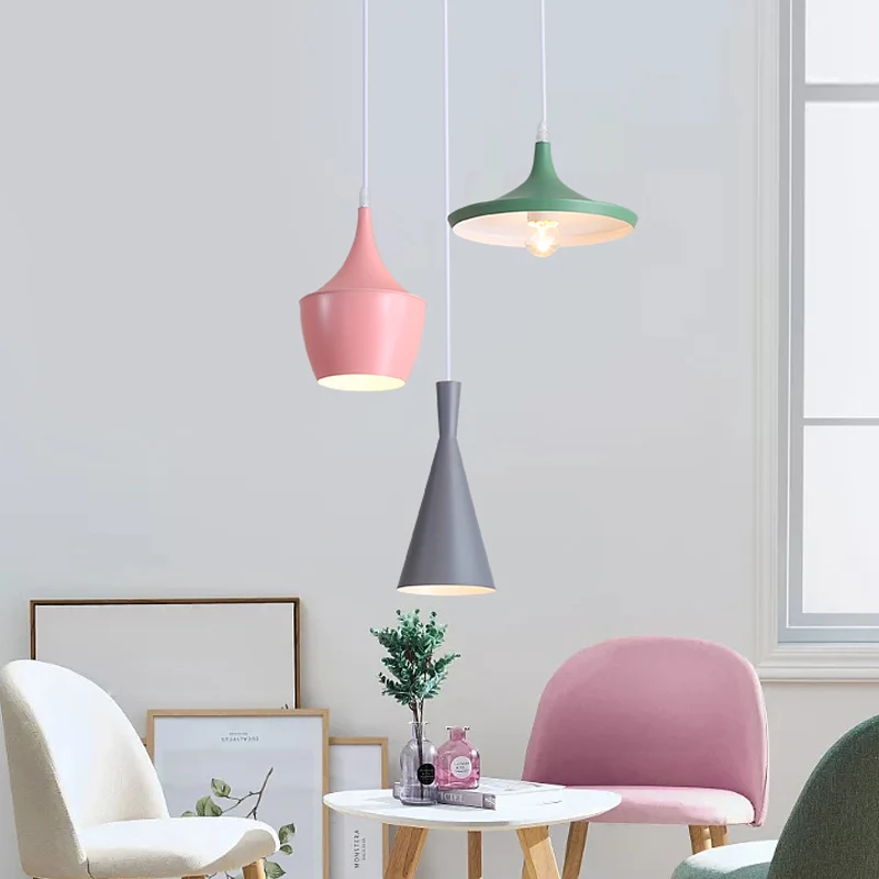 Schaduwrijk/kom/taps toelopend macaron metaal 3-lichts eetkamer plafond hanglamp wit Clearhalo