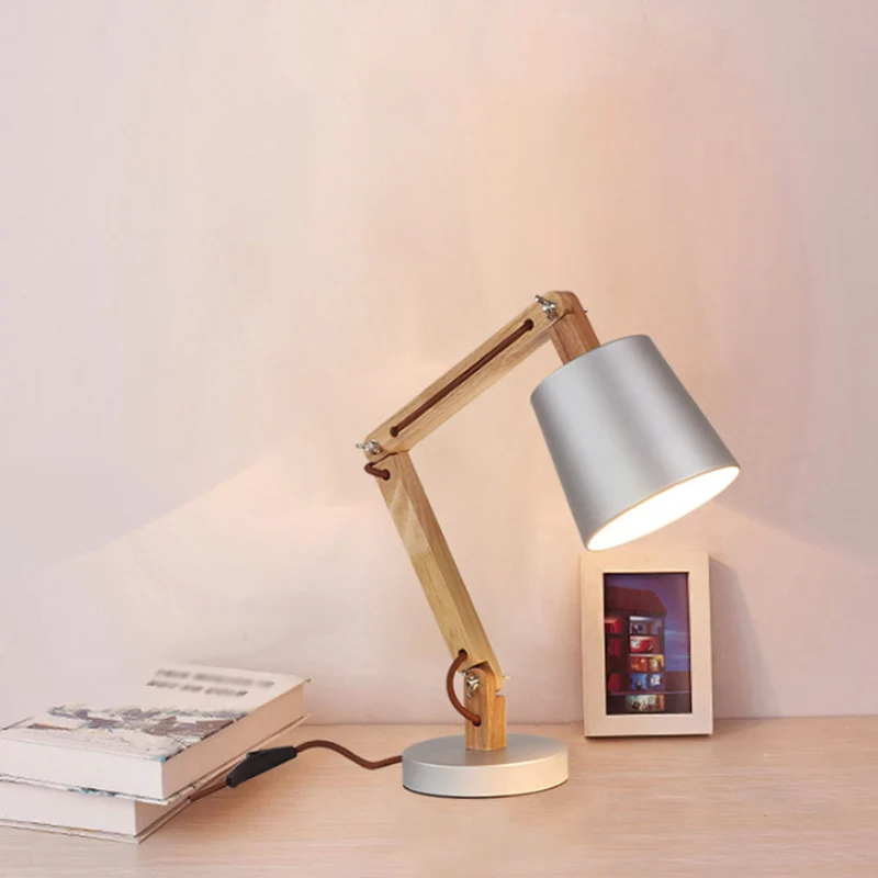 Silver Bucket Shade Bureaulamp Moderne 1-lichts metalen leesboeklamp met houten zwenkarm Clearhalo