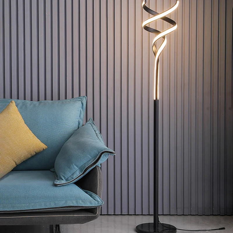 Spiraalvormige metalen accentvloerlamp Minimalistische LED-stand-uplamp voor woonkamer Clearhalo
