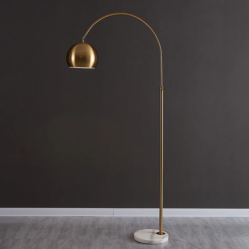 Staande staande lamp met metalen koepel, postmoderne overkoepelende staande lamp met 1 kop zwart/messing Clearhalo