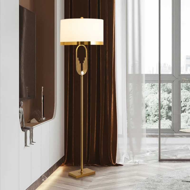 Staande vloerlamp van stof, vintage woonkamerverlichting met één lamp messing Clearhalo