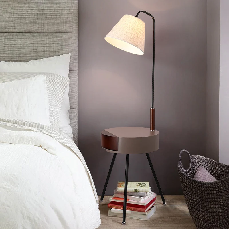 Statieftafel Vloerverlichting Moderne metalen enkele kop Staanlamp zwart/grijs/wit en hout met stoffen kap Clearhalo