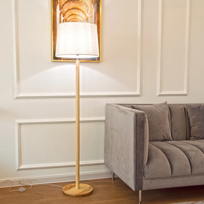 Stoffen taps toelopende trommelvormige vloerlamp Minimalistisch 1-kops staande lamp met houten standaard Clearhalo
