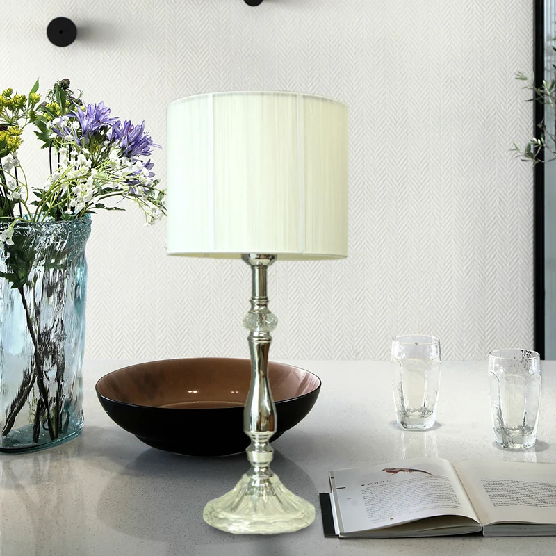 Stoffen witte tafellamp cilinder 1 licht Eenvoudig nachtlampje voor woonkamer met kristallen voet Clearhalo