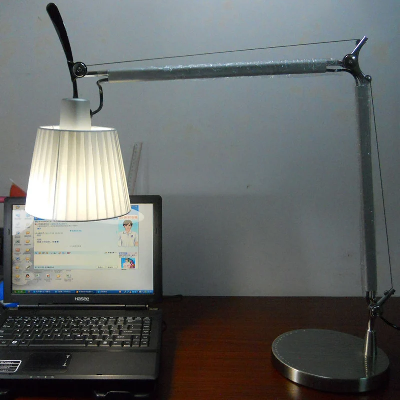 Taaklamp van afgeknotte kegel, geplooide stof, modernistische bureaulamp met 1 kop en 2 scharnierende zwenkarm Clearhalo