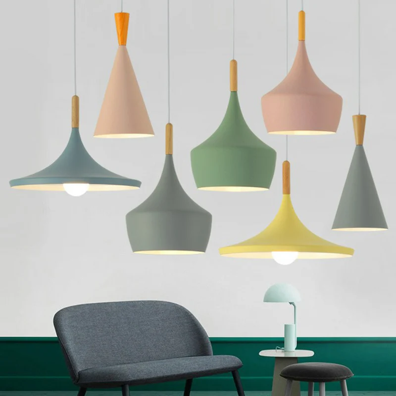 Taps toelopende kap hanglamp Macaron aluminium 1-lamps nachtkastlamp met houten blad Clearhalo
