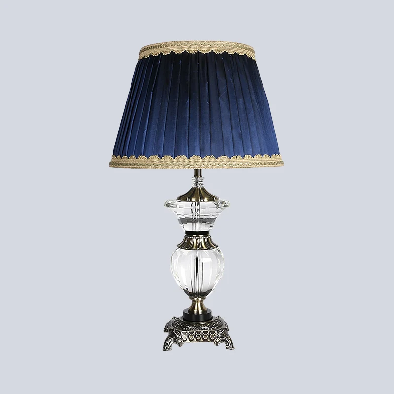 Taps toelopende kristallen bureaulamp van moderne stof met 1 kop nachtelijke tafellamp blauw Clearhalo