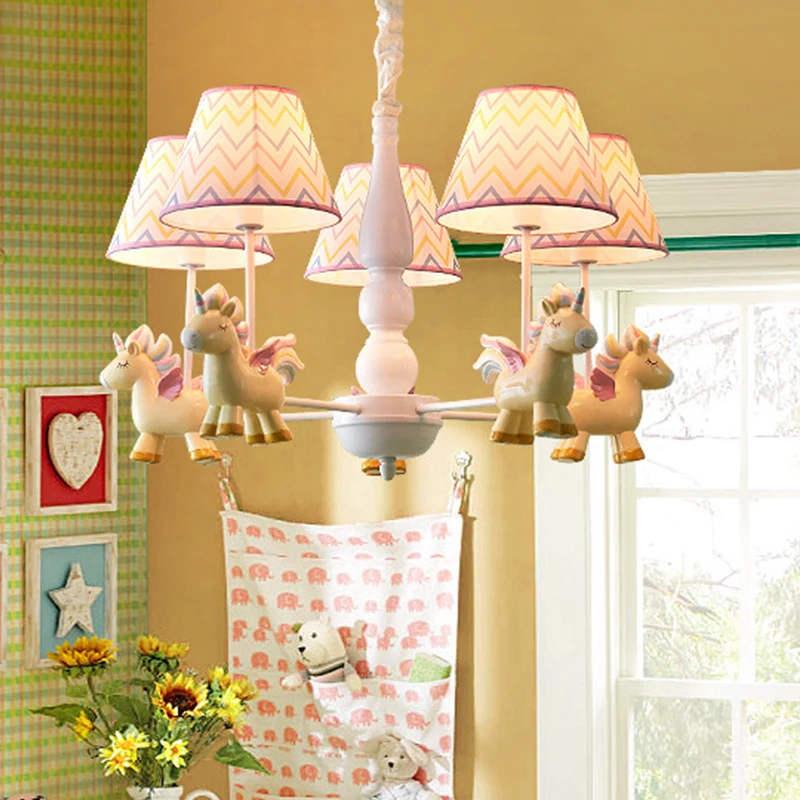 Taps toelopende schaduw kroonluchter Kid stof 5 lampen roze hanglamp met eenhoornbeeldje Clearhalo