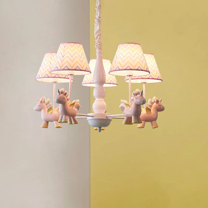 Taps toelopende schaduw kroonluchter Kid stof 5 lampen roze hanglamp met eenhoornbeeldje Clearhalo