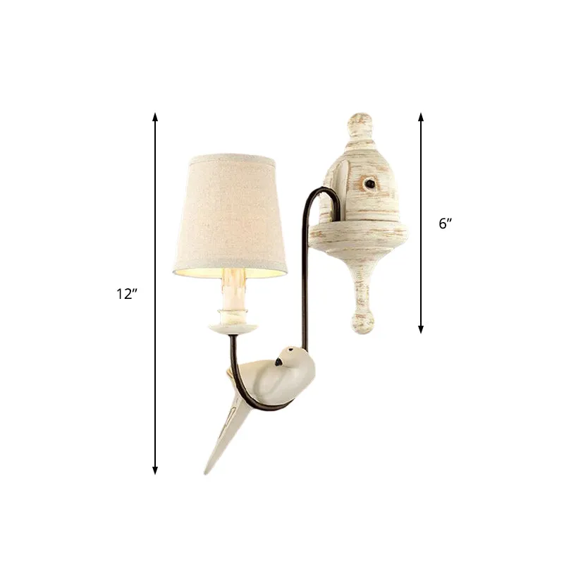 Taps toelopende slaapkamerwandlamp Landelijk Metaal 1/2 Licht Wit Schanslamp met vogelaccenten Clearhalo