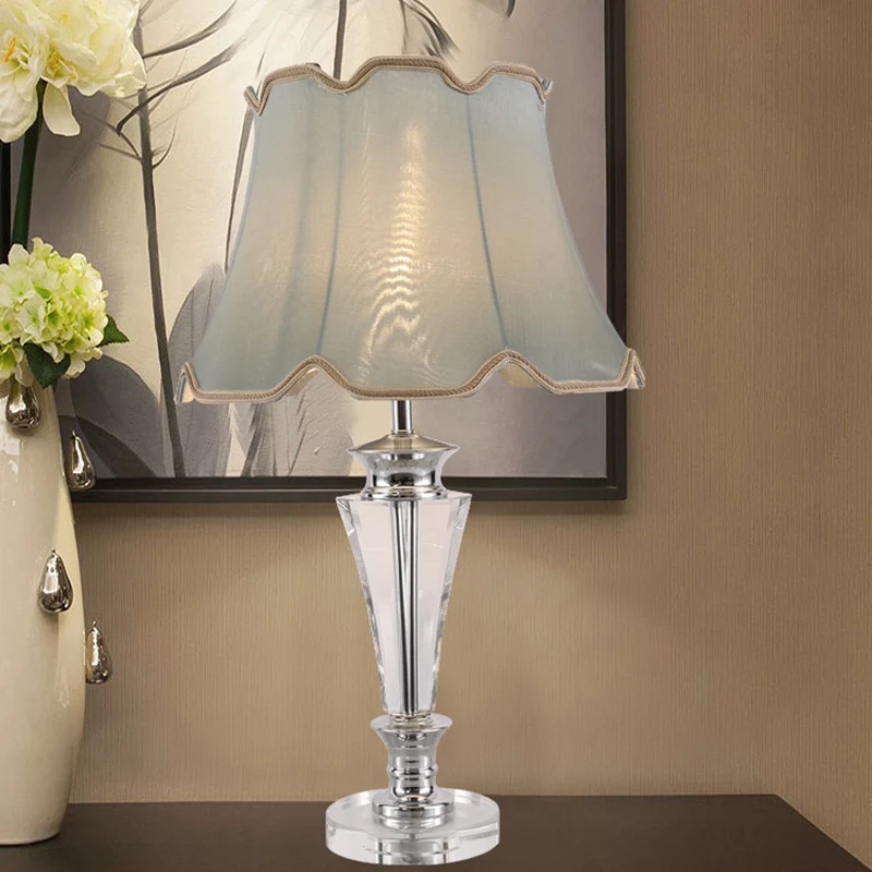 Taps toelopende stoffen taaklamp Modernisme Handgesneden kristallen nachtkastjelamp met 1 kop blauw Clearhalo