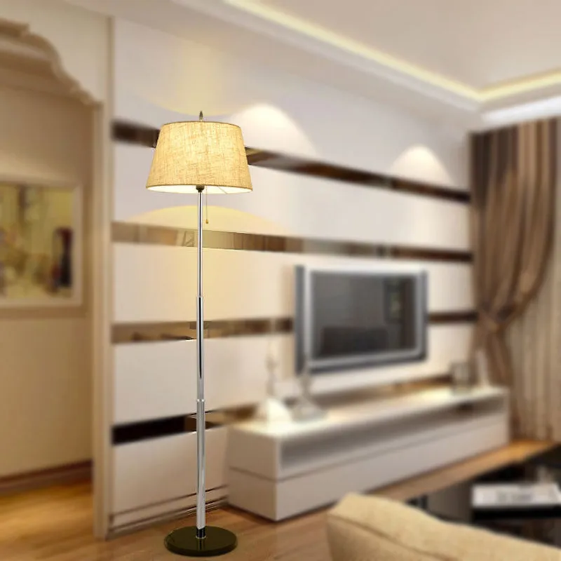 Taps toelopende vloerstaande lamp modernisme stof 1 licht leesbare vloerlamp beige met voet Clearhalo