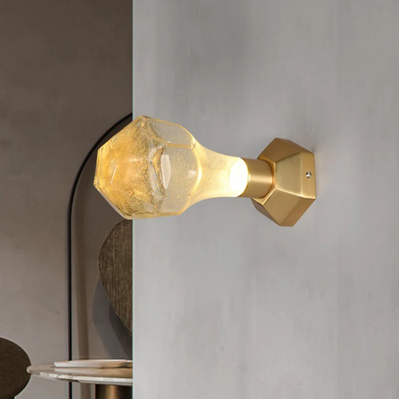 Traditionalisme Geometrische wandmontagelamp LED bubbelglas wandkandelaar goud voor restaurant Clearhalo