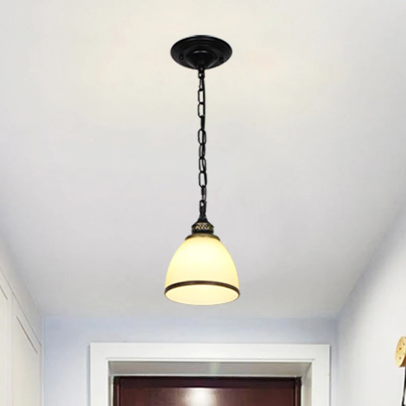 Traditionele Bell Shade-plafondlamp met één lamp en hangende hanglamp van wit vorstglas Clearhalo
