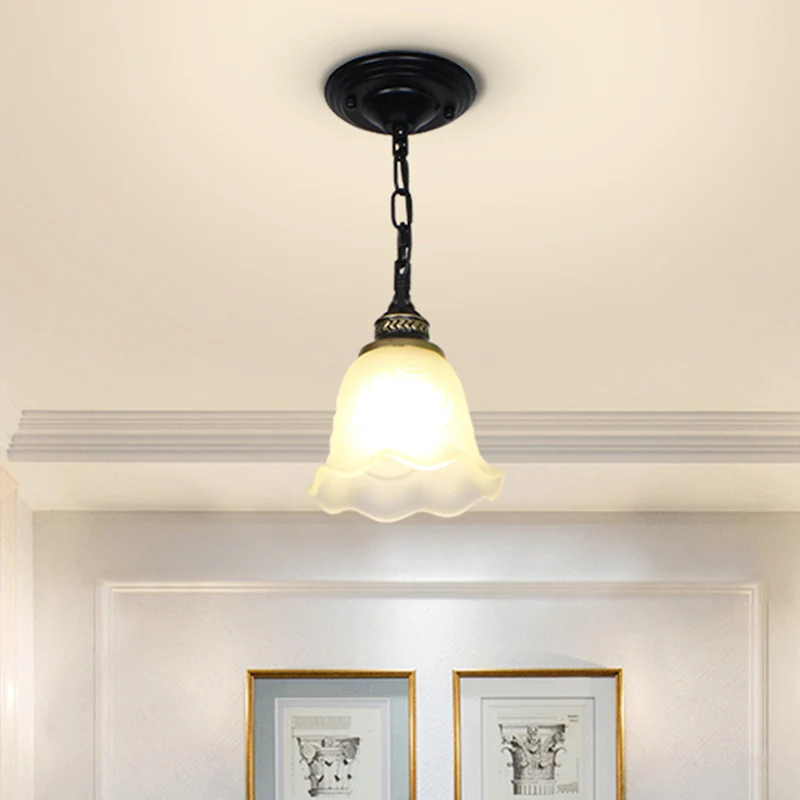 Traditionele Bell Shade-plafondlamp met één lamp en hangende hanglamp van wit vorstglas Clearhalo