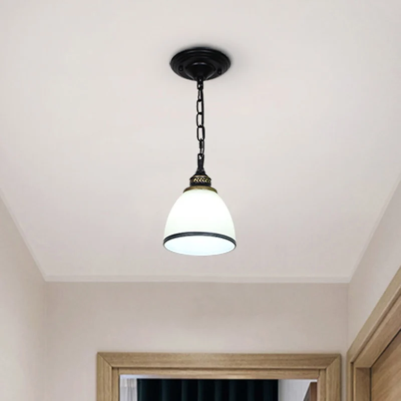 Traditionele Bell Shade-plafondlamp met één lamp en hangende hanglamp van wit vorstglas Clearhalo
