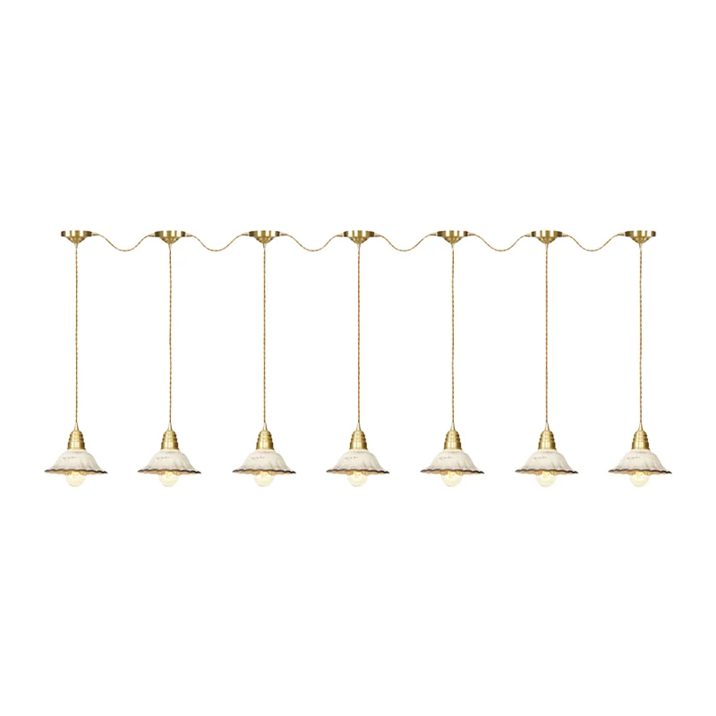 Traditionele geschulpte meervoudige hanglamp 3/5/7-lamps keramische hanglamp goud met serieverbindingsontwerp Clearhalo