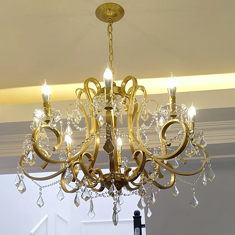 Traditionele metalen hanglamp met zwevende armkroonluchter en kristallen accent goud Clearhalo