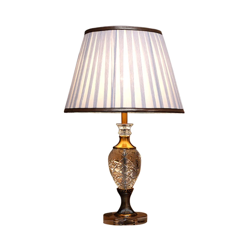 Traditionele nachtlamp met geplooide schaduw, 1 lichte stoffen tafellamp wit voor slaapkamer Clearhalo