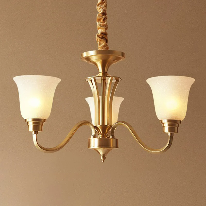 Traditionele uitlopende kroonluchter, semi-ondoorzichtige glazen hanglamp messing Clearhalo