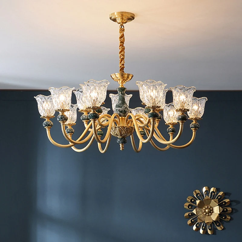 Traditionele uitlopende plafondverlichting Gesneden glazen kroonluchterlamp met rucherand messing Clearhalo