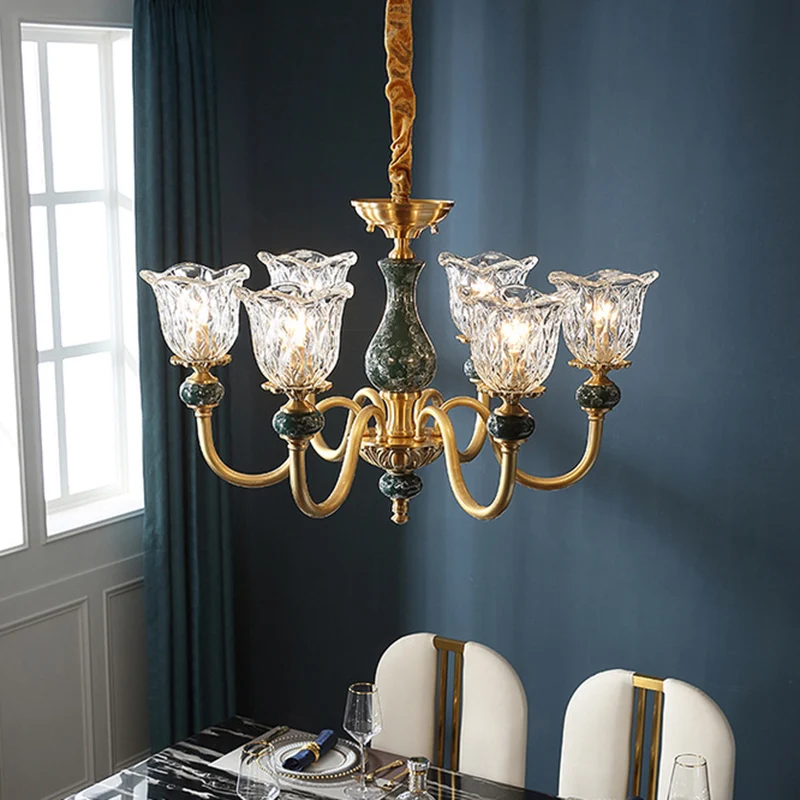 Traditionele uitlopende plafondverlichting Gesneden glazen kroonluchterlamp met rucherand messing Clearhalo