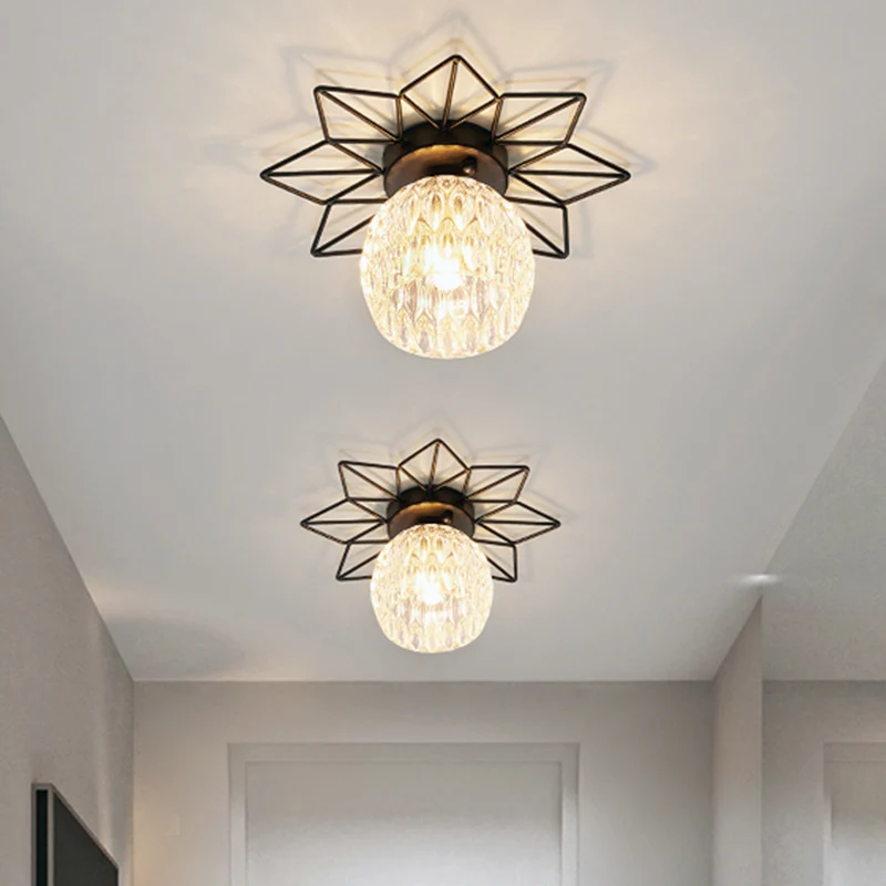 Transparante ronde semi-inbouwlamp Zonnebloem ijzeren decoratie Moderne glazen plafondlamp voor slaapkamer Clearhalo
