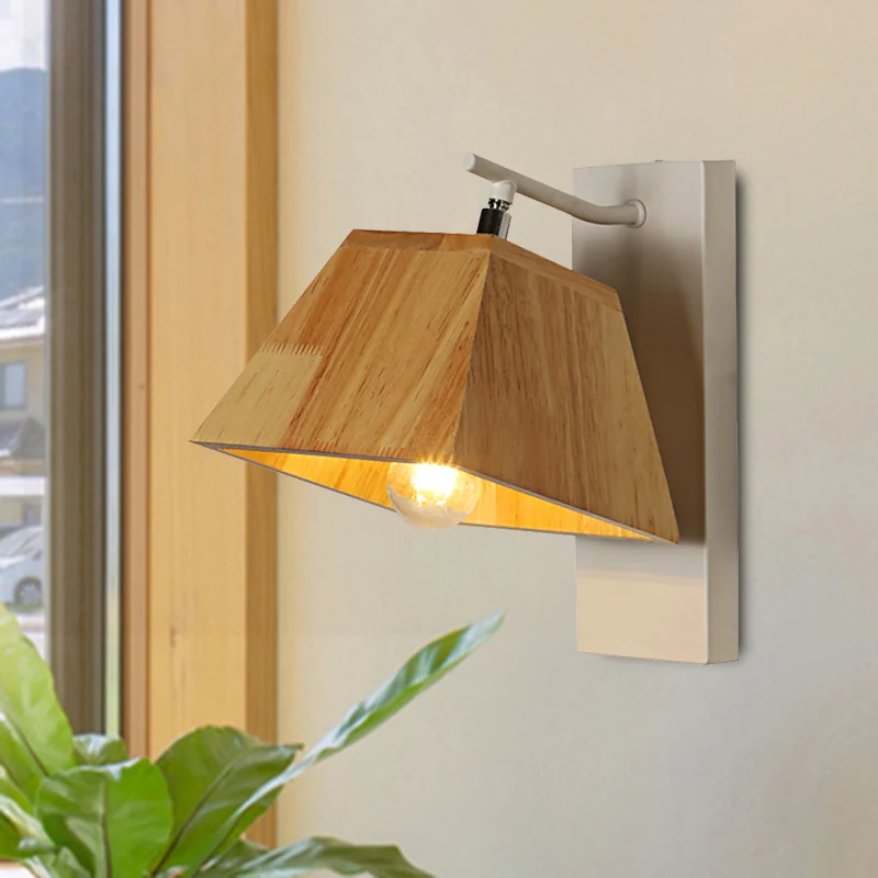 Trapeziumvormige schaduw balkon slaapkamer schans licht draaibare houten moderne wandlamp beige Clearhalo