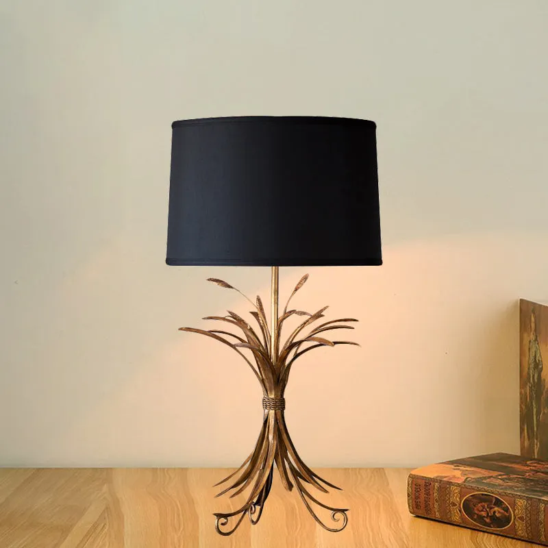 Trommelschaduw Slaapkamer Nachtkastje Verlichting Rustieke stof 1-lamps nachtkastje met zwarte afwerking en tarwebosbasis...