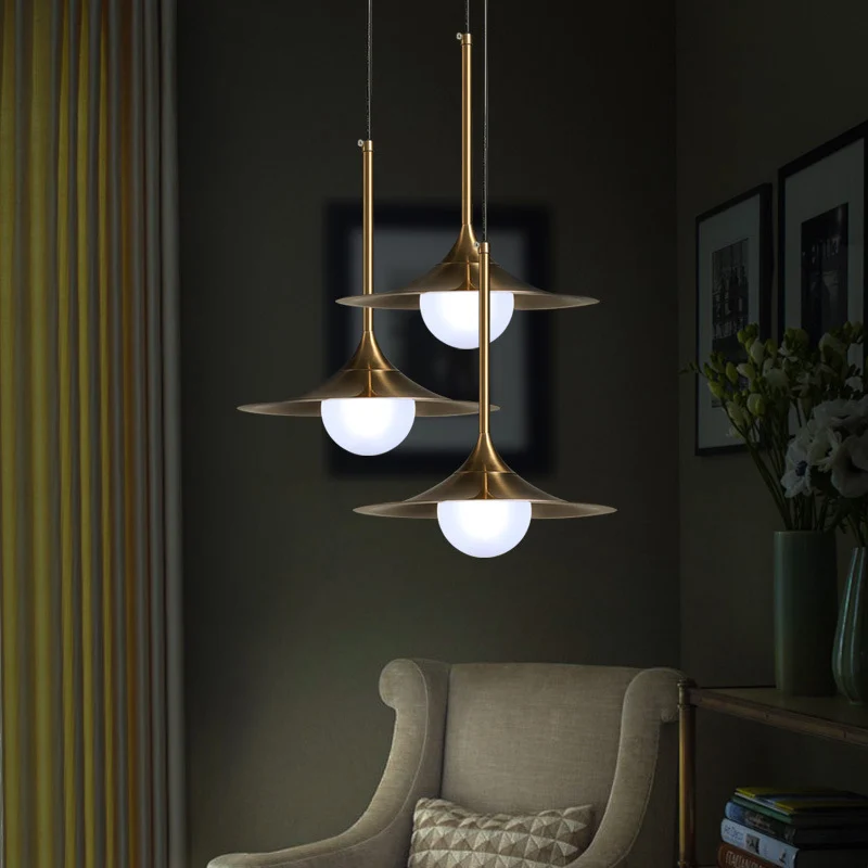 Trompet hanglamp met glazen kap Eigentijdse metalen enkele kop Messing hanglamp voor gang Clearhalo