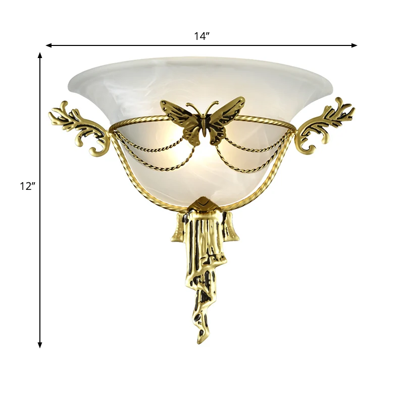 Trumpet Flare Sconce Light Colonization Milk Glass 1 Bulb Wandlamp met messing metalen vlinderdeco Clearhalo