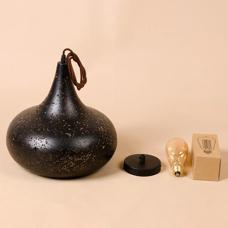 Uitgeholde metalen hanglamp Retro 1-lichts hanglamp met zwarte afwerking voor restaurant Clearhalo