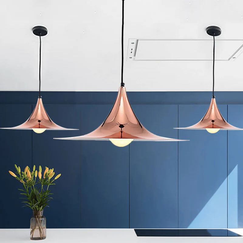 Uitlopende hanglamp Scandinavische stijl metaal 1-lichts zwart/wit/goud hangende plafondlamp Clearhalo