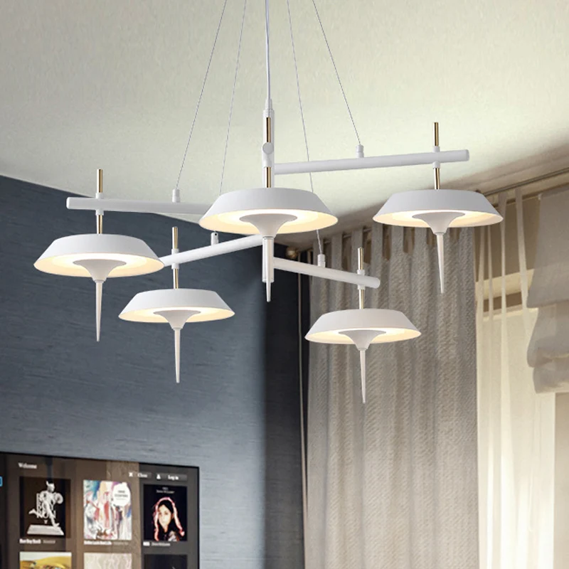 Uitlopende metalen kroonluchterlamp Minimalistisch 5-lichts witte hanglamp voor eetkamer Clearhalo