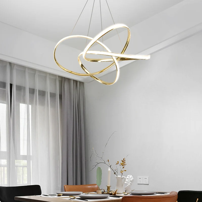 Vergulde cirkelvormige hangende kroonluchter Minimalistische metalen LED-hanglamp voor restaurant Clearhalo