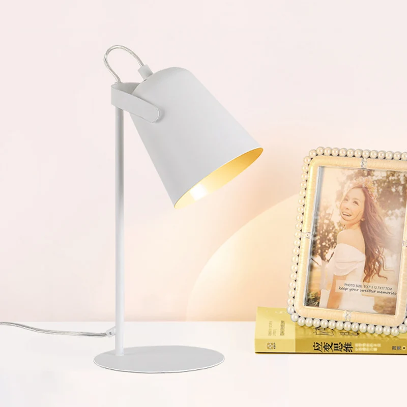 Verstelbare Barre Shade Bureaulamp Macaron Style Metallic 1-lichts staande bureaulamp voor slaapkamers zwart/grijs Clearhalo