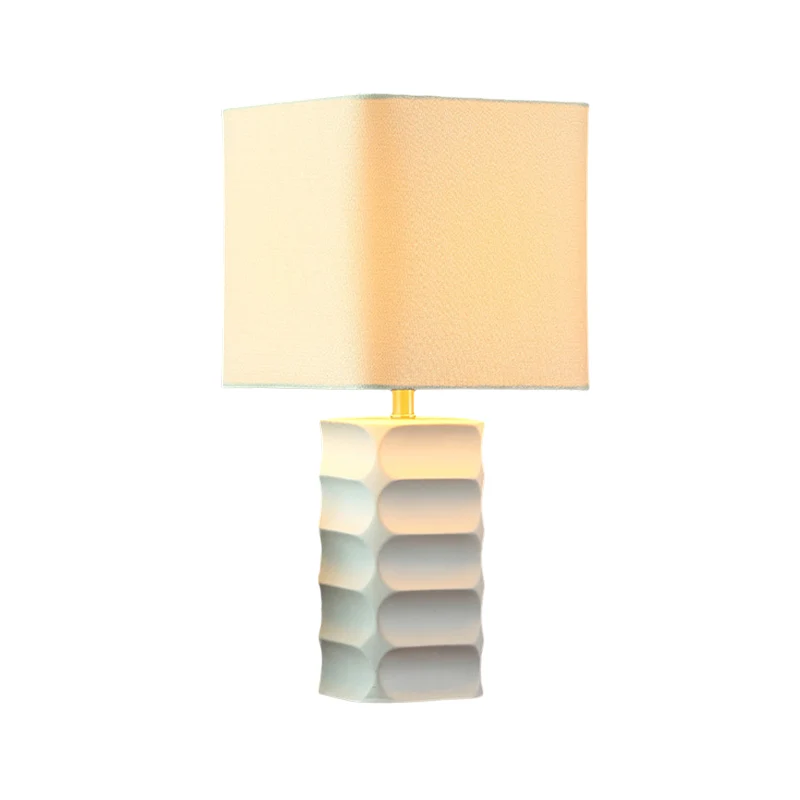 Vierkante stoffen taakverlichting Modernistische 1-kops witte kleine bureaulamp voor woonkamer Clearhalo