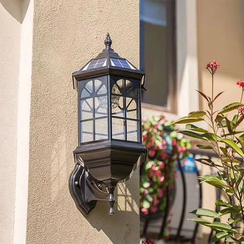 Wandkandelaar van helder glas, Lodges, zwarte zeshoekige buitenwandlamp met zonnepaneel, 1 lamp Clearhalo