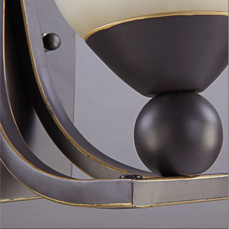 Wandlamp met enkele lamp, traditioneel uitlopend matglas, schanslicht zwart voor slaapkamer Clearhalo