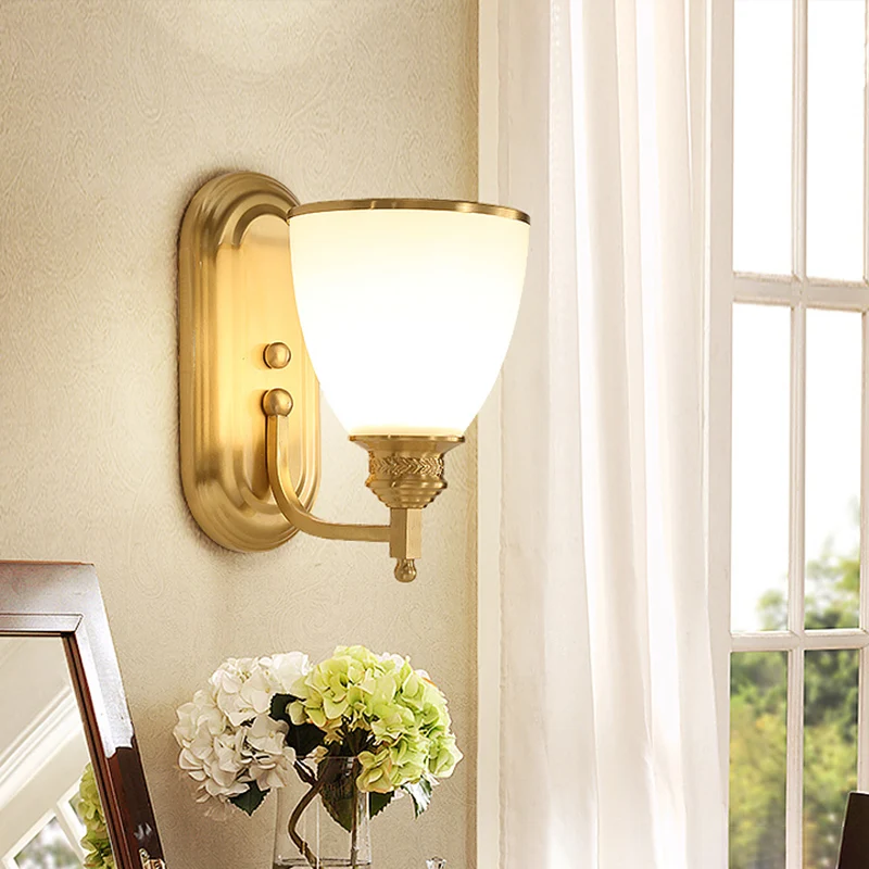 Wandlamp met één lamp Vintage Bell Opal Frost Glass Wandlamp goud Clearhalo