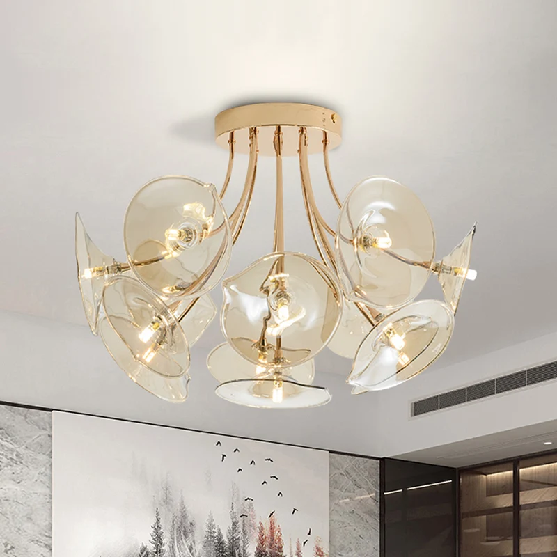 Wide Flare Amber Glass Semi Flush Light Mid-Century 13 Lampen Gouden Afwerking Plafondarmatuur voor Woonkamer Clearhalo