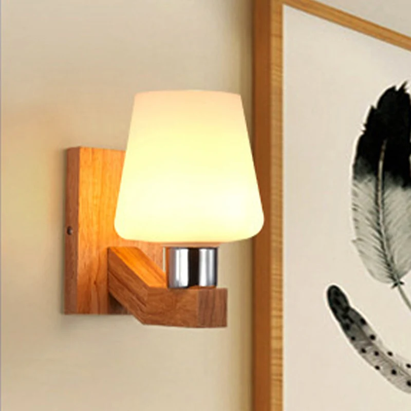 Wit glas hout schans licht taps toelopende 1-lichts Scandinavische wandlamp armatuur voor woonkamer Clearhalo