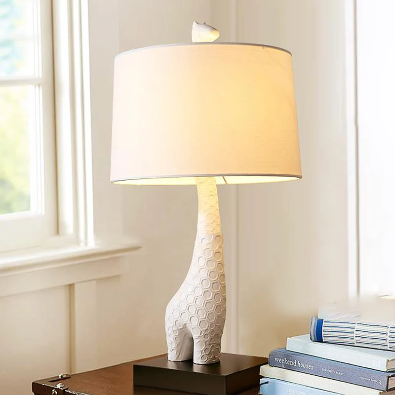 Witte enkele trommel studielamp modernisme stoffen LED-leeslamp met giraffenbasis voor slaapkamer Clearhalo
