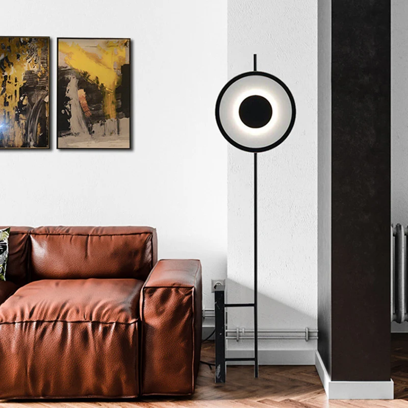 Zwart afgewerkt rond paneel vloerverlichting modernistische LED metalen staande vloerlamp Clearhalo