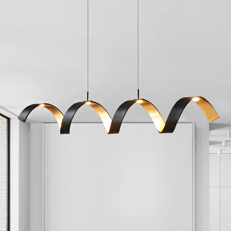 Zwart en goud gedraaide plafondlamp Eenvoud Enkel licht acryl kroonluchterhanger boven tafel Clearhalo