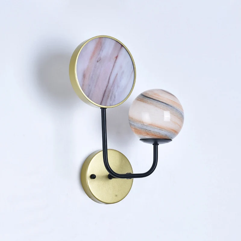 Zwart en goud ronde wandverlichting Scandinavische stijl 1-lichts maanglas LED-wandlamp Clearhalo