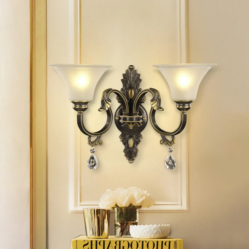 Zwart en goud wandlamp met 2 lampen, eenvoudige kristallen regendruppel belschaduw schanslamp Clearhalo