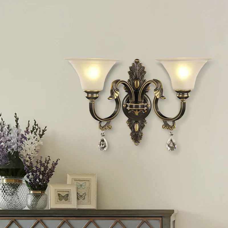 Zwart en goud wandlamp met 2 lampen, eenvoudige kristallen regendruppel belschaduw schanslamp Clearhalo