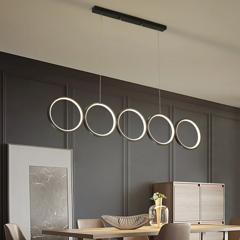 Zwart hangend eilandlicht met 5 ringen Eenvoudige metalen LED-plafondhanger boven tafel, warm/wit licht Clearhalo