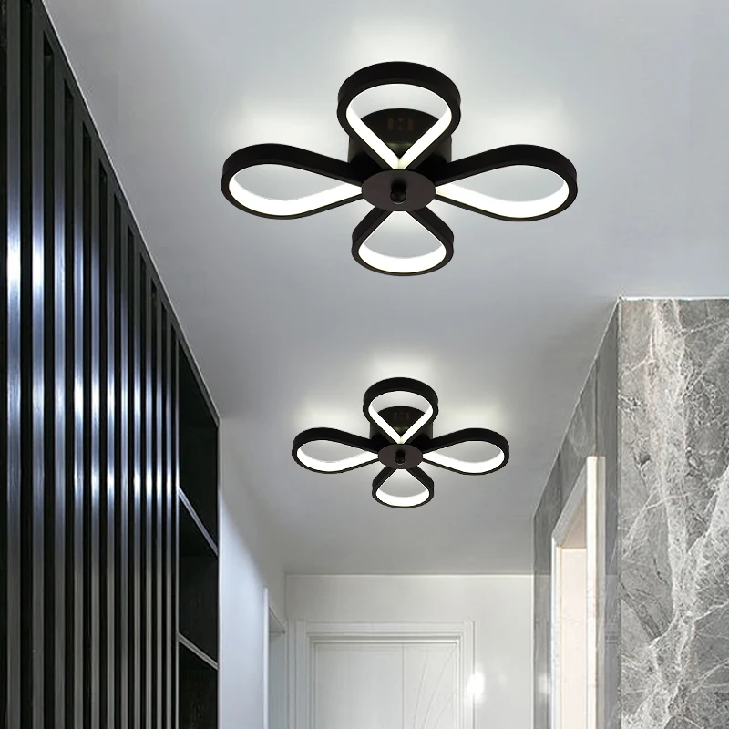 Zwarte bloem plafondinbouwlamp Minimalistische metalen LED semi-gemonteerde verlichting voor gang Clearhalo